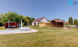 „Sorglos einziehen: Gepflegtes Wohnhaus mit Pool & Inventar nahe Österreich“