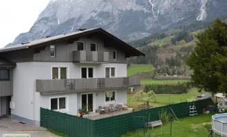 Wohnen auf der Sonnenseite! optimale 3,5-Zimmer-Hausetage mit XXL-Privatgarten