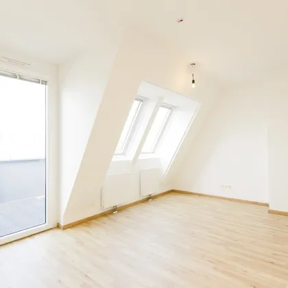 Schaumannstraße - wunderschöne DG-Wohnung mit 17,09m2 Balkon - Bild 3