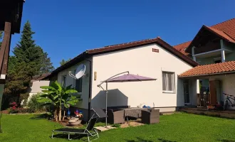 Modernisierter Bungalow in zentraler Lage mit Garten, Garage, Terrassen und PV-Anlage inkl. Speicher