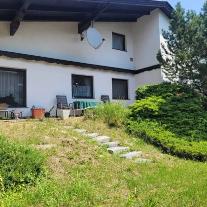 Willkommen in einem Zuhause, das mit jeder Ecke Wärme und Geborgenheit verspricht - Bild 3
