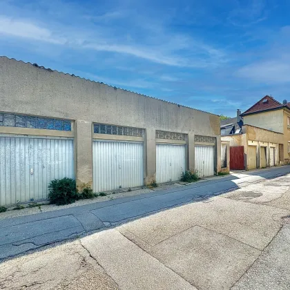 Zinshaus mit viel Potential I 8 Garagen I 4 Wohneinheiten I zentrale Lage I 5 Gehminuten zum Rathausplatz I - Bild 3