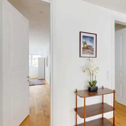 Traumhafte 3-Zimmer DG-Wohnung | Gemütlicher Balkon in 1090 - Bild 3