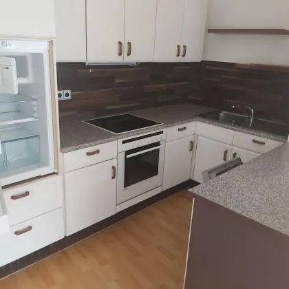 Günstige 2-Zimmer-Dachgeschosswohnung mit Küchenblock in Krieglach im Mürztal zu mieten ! - Bild 2