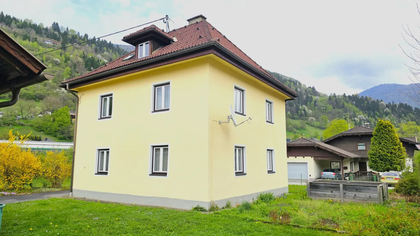 Großzügig, zentral und mit Potenzial! Auch 2 Wohneinheiten möglich. Haus in Radenthein. - Bild 1