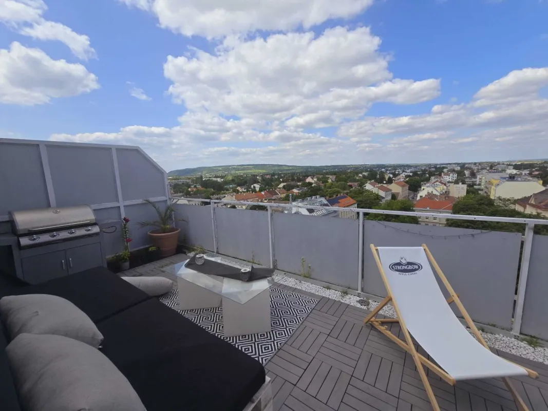 **FERNBLICK + ABSOLUTER FAMILIENTRAUM + Neubau + Klimaanlage + DAN Küche + 4 Zimmer, sonnige Dachgeschosswohnung im 9ten Stock + 2 Dachterrassen 52m²** - Bild 1