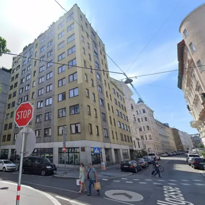 Attraktives Wohnung /Büro / Praxis mit Entwicklungspotenzial in Top-Lage des 3. Bezirks – Nähe Wien Mitte / Landstraße - Bild 2
