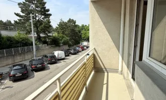 Traumhafte 1-Zimmer-Wohnung mit Loggia und Parkmöglichkeit