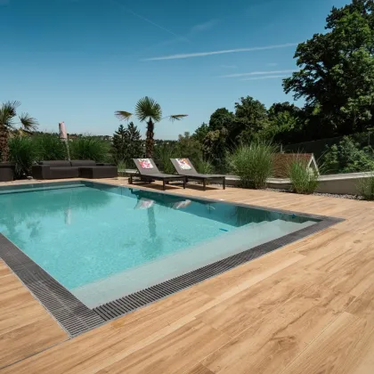 Elevated Living: VILLA MIT SALZWASSERPOOL, AUFZUG & HERRLICHEM AUSBLICK - Bild 3