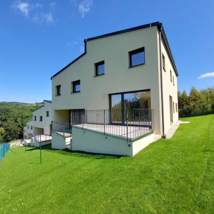 Schlüsselfertige Doppelhäuser mit 2 Garagenplätzen in sonniger Aussichtslage! - Bild 3