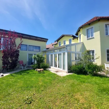 Großzügiges Wohnhaus mit Pool in Aussichtslage - Bild 3