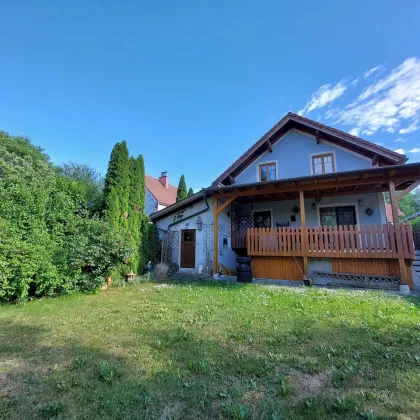 Großzügiges Einfamilienhaus, vollunterkellert in zentraler Lage - Bild 2