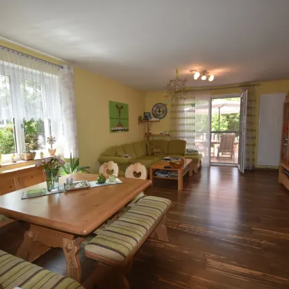 Traumhaftes sehr gepflegtes Landhaus im Maltatal mit großem Gartengrundstück und Pool sowie Nebengebäuden - Bild 2