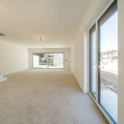 Eckreihenhaus in Zentrumslage von Strasshof – Wohnen im Grünen bei Wien! - Bild 2