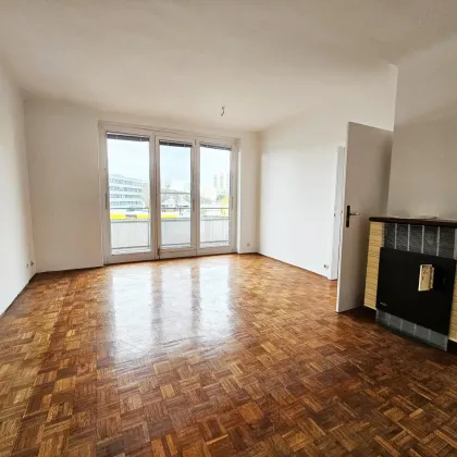 " Moderne Stadtwohnung mit Loggia in zentraler Lage - 2 Zimmer " - Bild 2