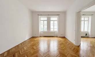 Helle 2,5-Zimmer-Altbauwohnung mit Balkon in zentraler Lage