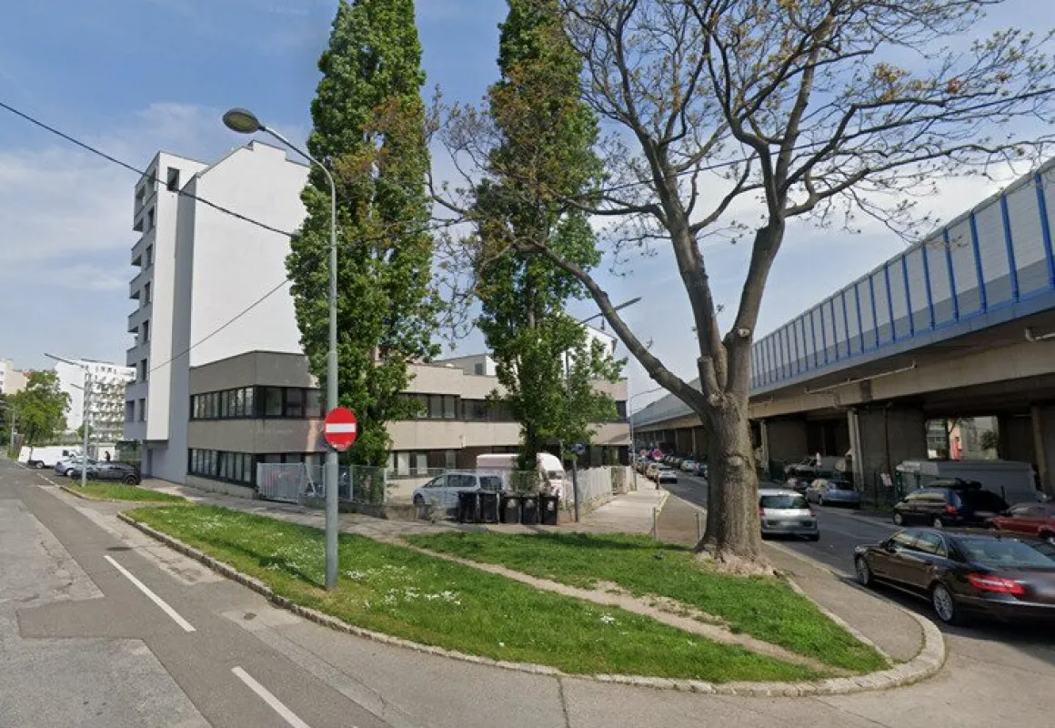 Attraktive Bauträgerliegenschaft mit Entwicklungspotenzial - Bild 1