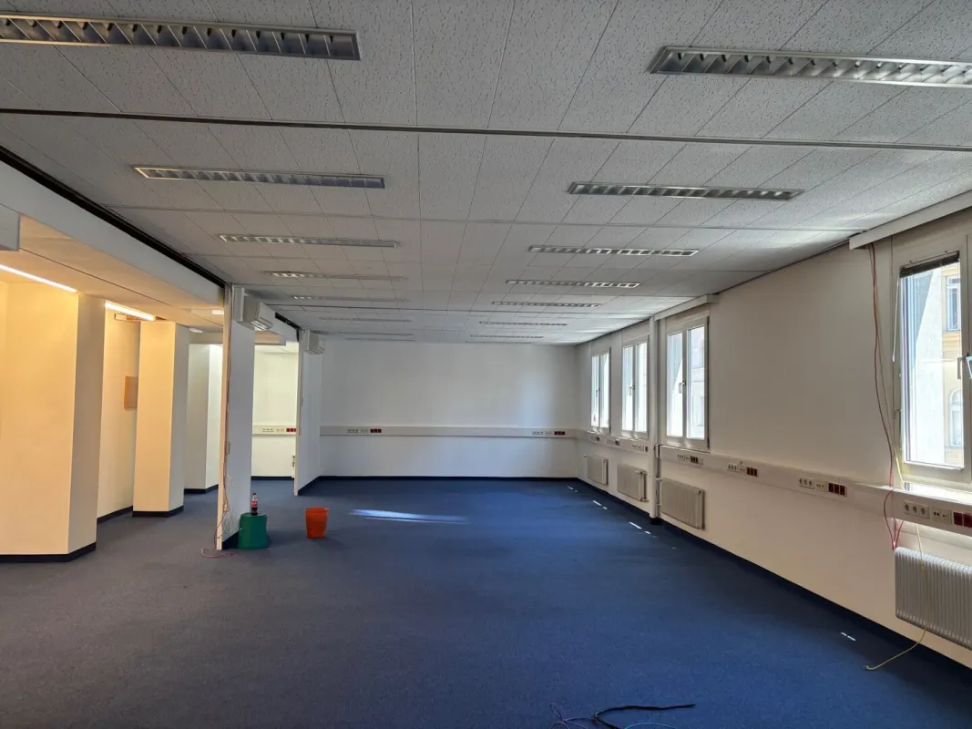 TOPLAGE WIEN MITTE: GROSSRAUMBÜRO, TEILBAR ca. 374qm f - Bild 1