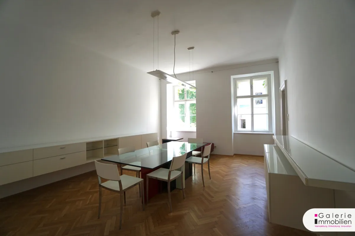 Naschmarkt - wunderschöner Altbau - chic eingerichtet - Bild 1