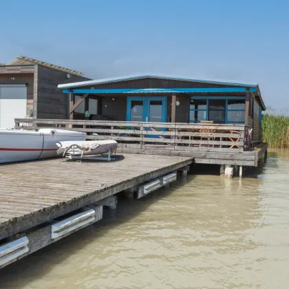 Flachdach-Seehütte in Toplage am offenen See - Bild 3