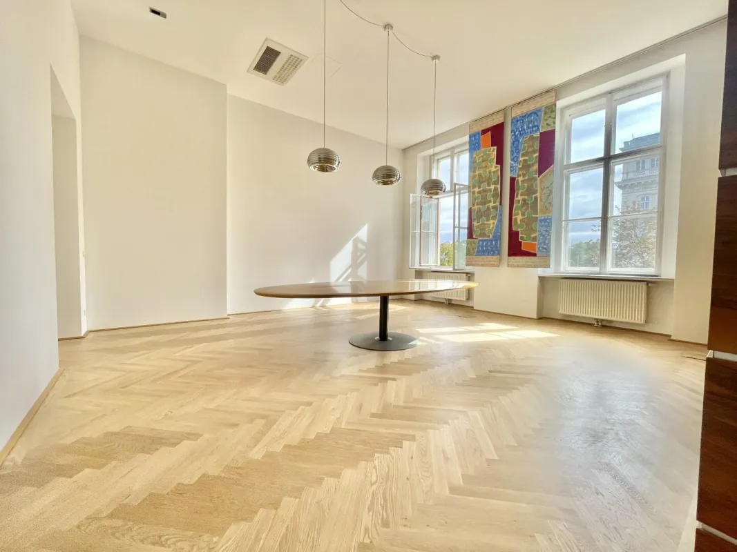 Neu adaptierte Bürofläche im 1. Bezirk Nähe Stadtpark - Bild 1