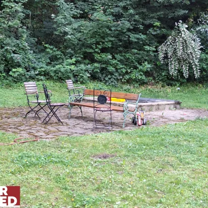 LAGE ZÄHLT- Charmante 5-Zimmer-Wohnung im Grünen -- SANIERUNGSBEDARF - Bild 3