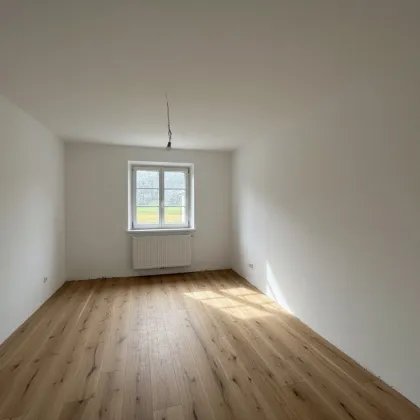 Renovierte Drei-Zimmer-Wohnung mit zwei Parkplätzen | RIEDERSBACH - Bild 3