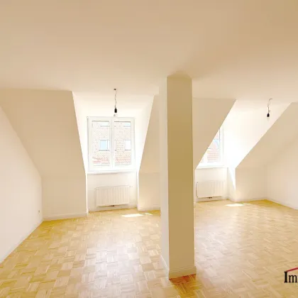 PROVISIONSFREI - SANIERT - ERSTBEZUG: eine sehr gut angelegte und helle 2-Zimmerwohnung im Dachgeschoss mit Eigengarten und zusätzlichen GOODIES! - Bild 2