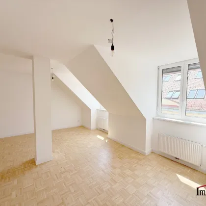 PROVISIONSFREI - SANIERT - ERSTBEZUG: eine sehr gut angelegte und helle 2-Zimmerwohnung im Dachgeschoss mit Eigengarten und zusätzlichen GOODIES! - Bild 3