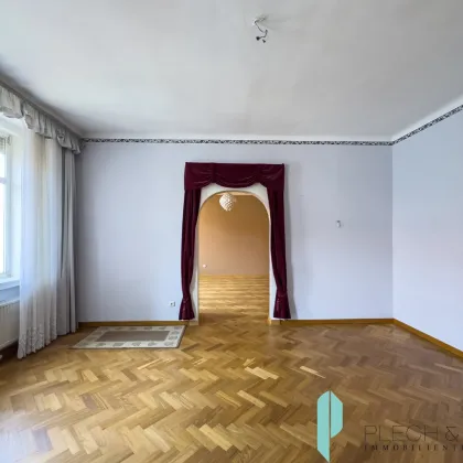 Sanierungsbedürftige - 4 Zimmer Altbauwohnung - 3. Stock - - Bild 2