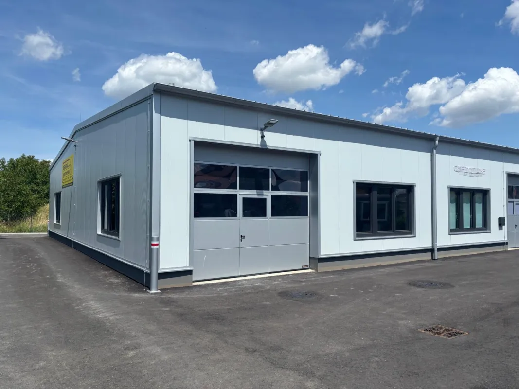 🏭 Moderne Lagerhallen in Erstbezug – Römerstraße 55, Traiskirchen - Bild 1