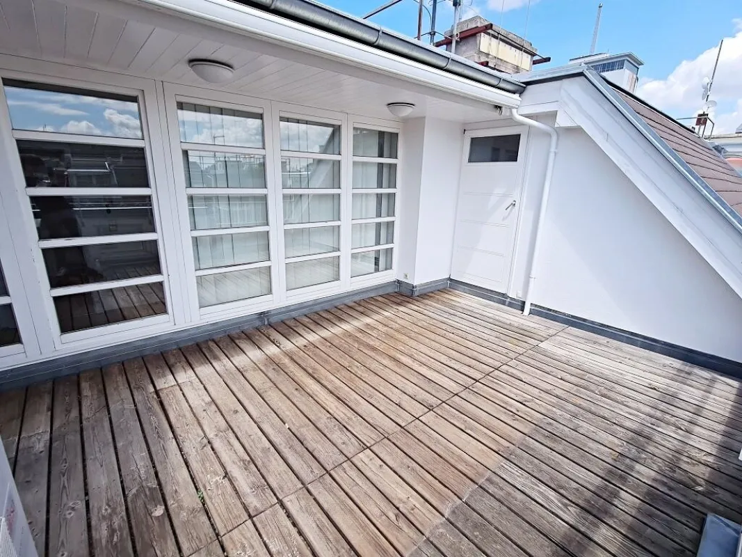ZELINKAGASSE, DACHGESCHOSS, klimatisierte 157 m2 Maisonette mit 18 m2 Terrasse, 4 Zimmer, Küche, Wintergarten, 2 Bäder, Börse-Nähe - Bild 1