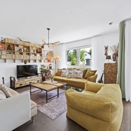 EINFAMILIENHAUS MIT GARTENOASE UND EINLIEGERWOHNUNG ZUM WOHLFÜHLEN - Bild 2