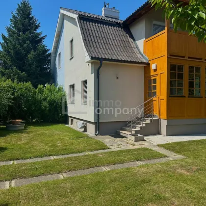 Schlüssel drehen & losleben – Stilvolles Ein-/Mehrfamilienhaus mit Garten, Vollmöbliert in Groß-Enzersdorf - Bild 2