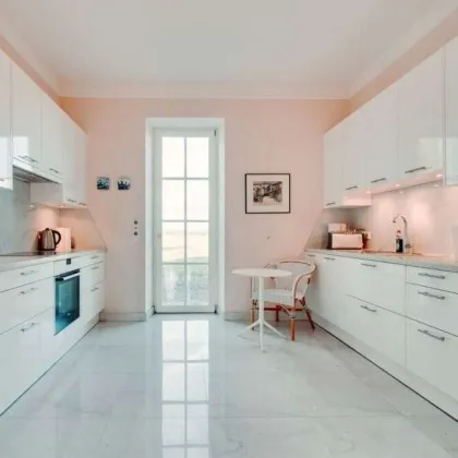 Sofort beziehbares 216m²Herrenhaus im gehobenen Landhausstil, 6.594m² Baugrund - Bild 3