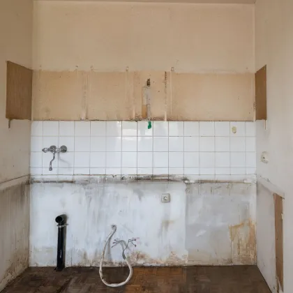 Sanierungsbedürftige Garconniere, Nähe Wasserwald - Bild 3