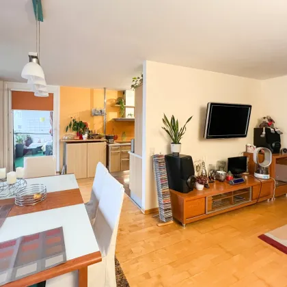 Modernes Wohnen im 4. Liftstock mit großer Loggia - Bild 3