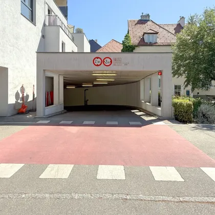 Parken direkt am Tullner Hauptplatz - Bild 3