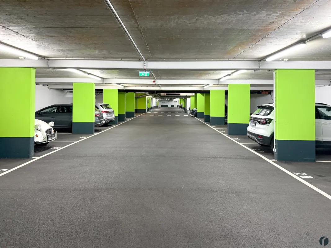 Parken direkt am Tullner Hauptplatz - Bild 1