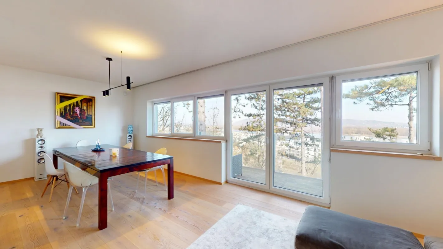 Hochwertiges Upside-Down-Haus mit Sauna & Panoramablick - Bild 1