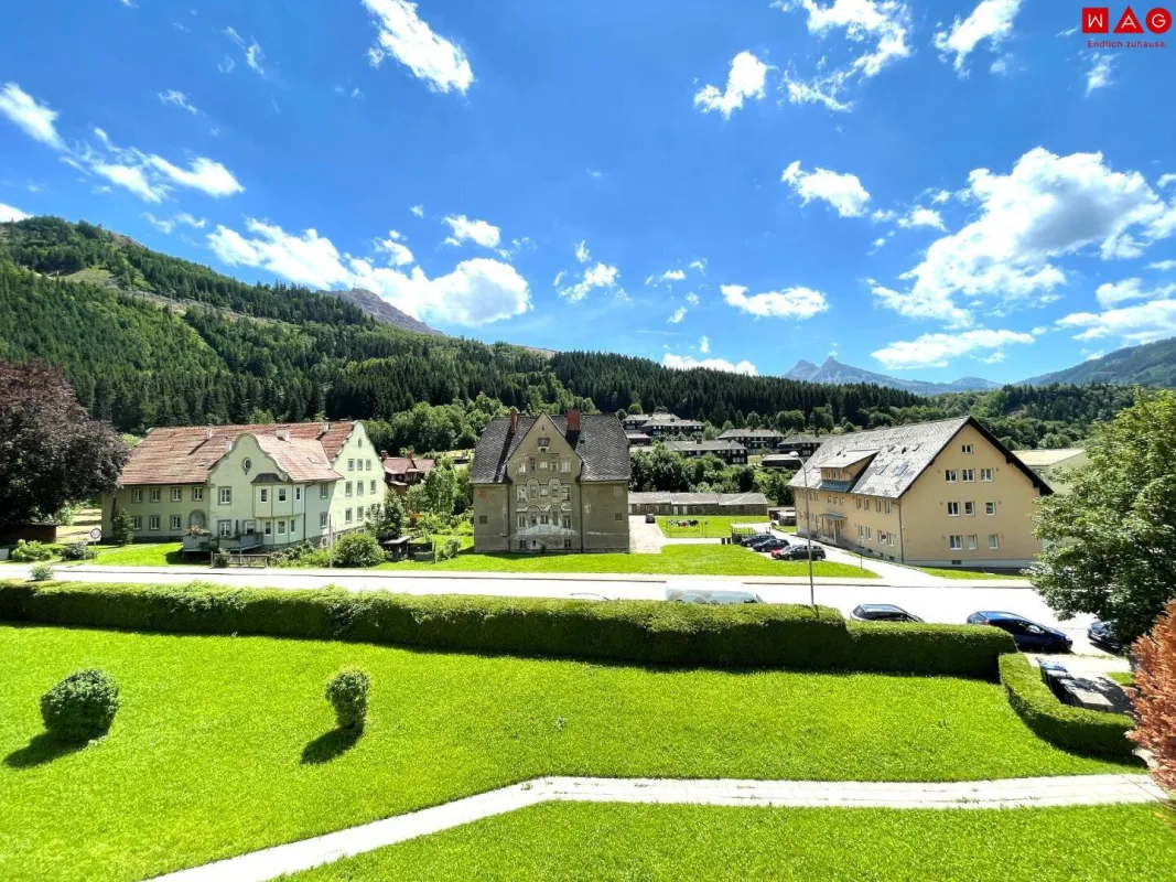 Einladende Familienwohnung - neu saniert! - Bild 1