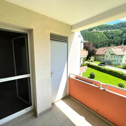 Einladende Familienwohnung - neu saniert! - Bild 2