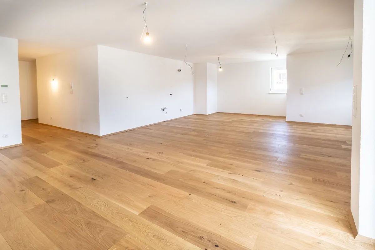 Stilvoll Wohnen mit Panoramablick – 100 m² hochwertig sanierte Wohnung in Jenbach - Bild 1