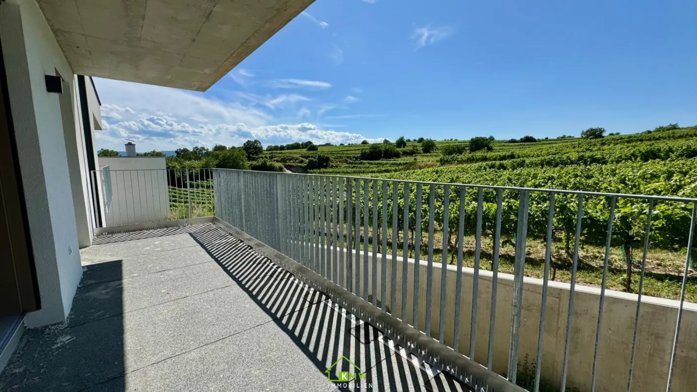 Aussichtslage Top 9: Fernblick - 3 Zimmer Eigentumswohnung mit Terrasse - Bild 1