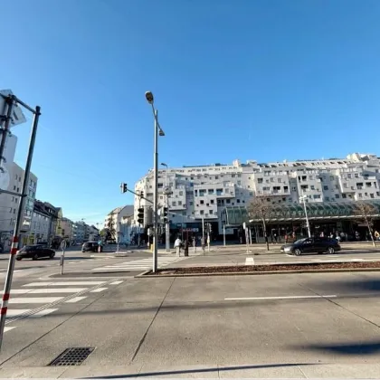 Kagraner Platz - Lagerfläche - U1 - Bild 2