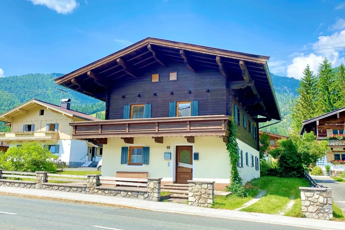 Gestalten Sie Ihr Zuhause! Einfamilienhaus mit Potenzial in zentraler Lage - Bild 1