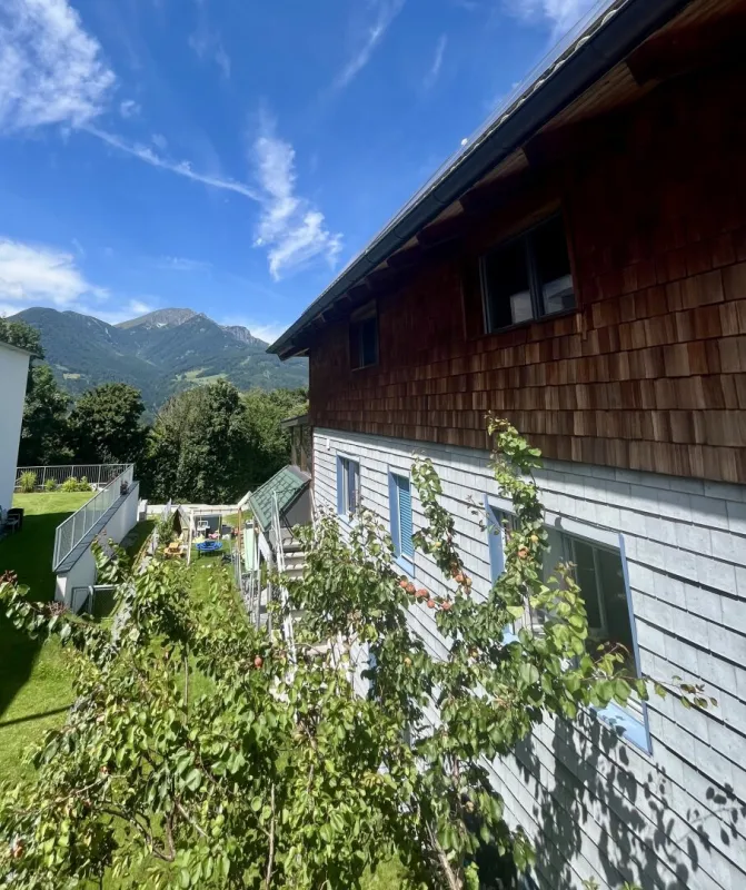 Charmante Wohnung auf zwei Etagen für Familienleben und Rückzug - Bild 1