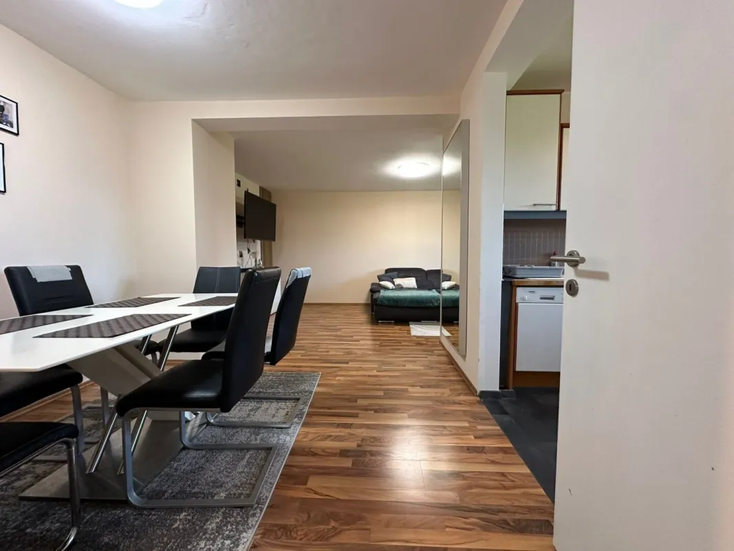 3-Zimmer-Wohnung mit Carport – Top Zustand & perfekte Lage - Bild 1