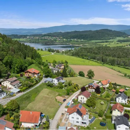 Lebensqualität pur, Ruhe, Traumausblick, große Terrasse und das nur 20 Autominuten von Klagenfurt entfernt! - Bild 3