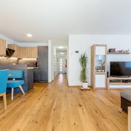 Endlich ankommen! Charmante 3 Zimmer Gartenwohnung in super zentraler Lage von St. Georgen im Attergau - Bild 3